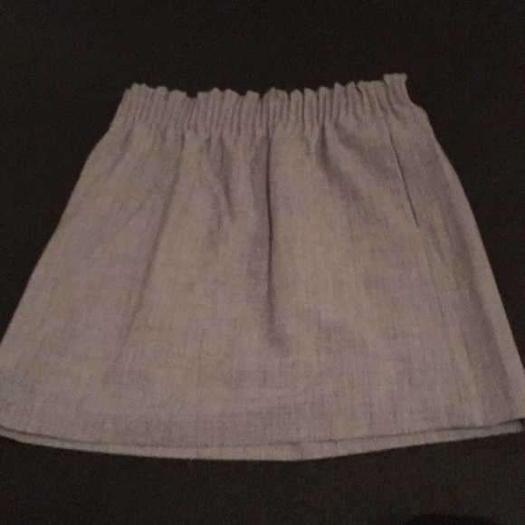 Jcrew mercantile grey mini skirt - Picture 1 of 6